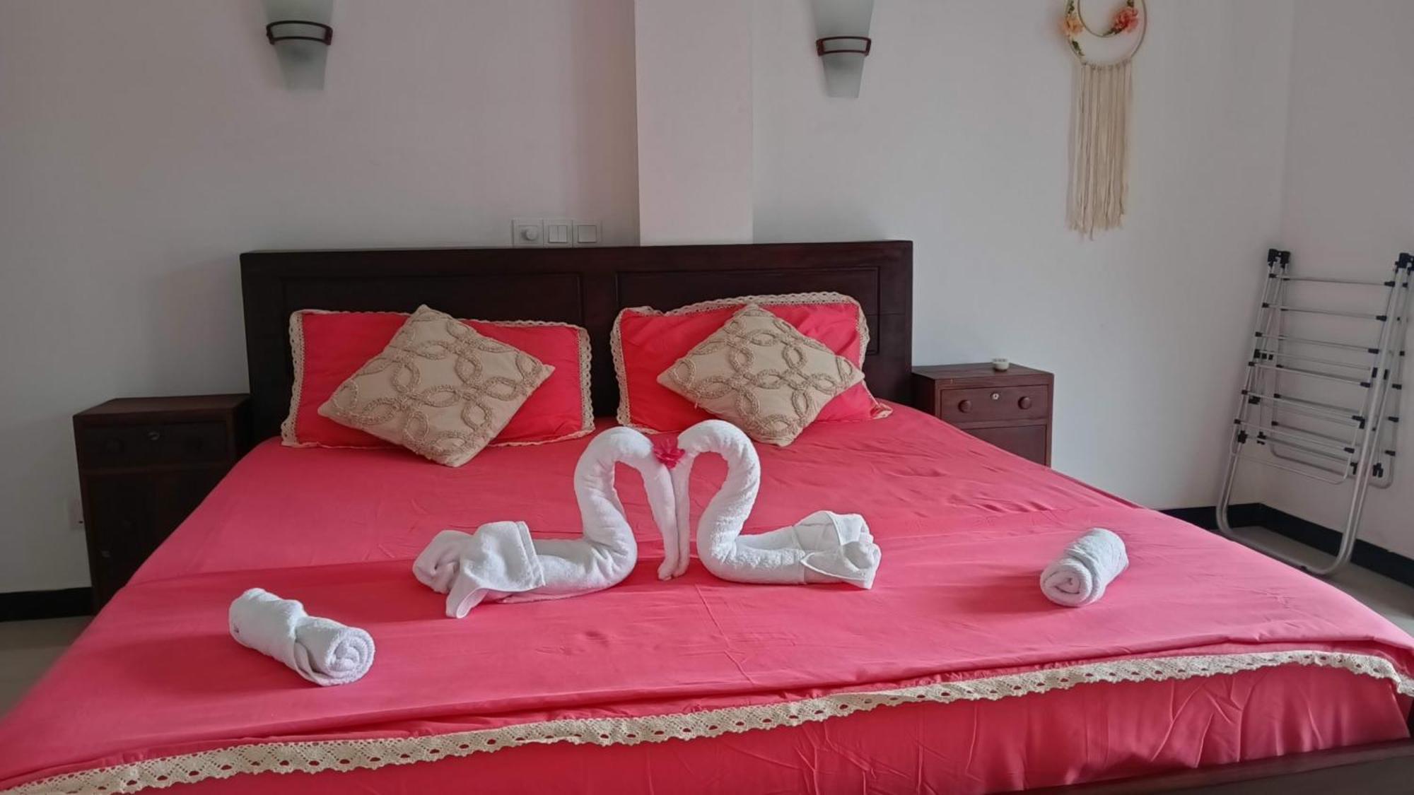 Aurora Hotel هيكادوفا المظهر الخارجي الصورة
