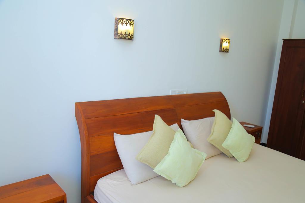 Aurora Hotel هيكادوفا المظهر الخارجي الصورة