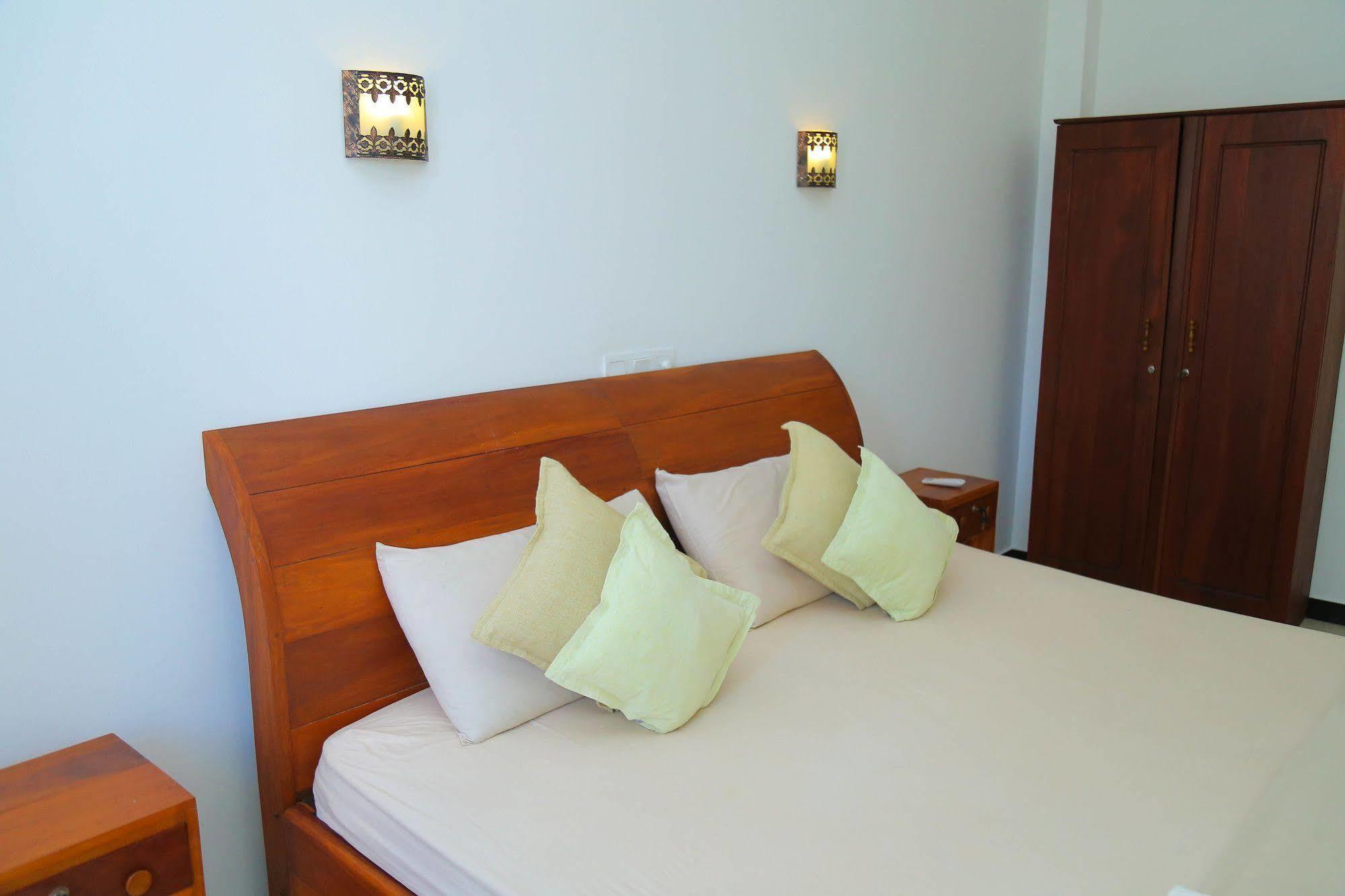 Aurora Hotel هيكادوفا المظهر الخارجي الصورة